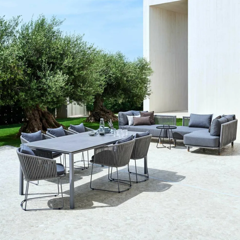 Moments Gartenarmlehnstuhl mit Kufen