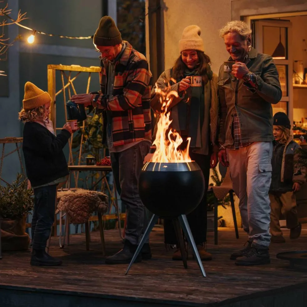 Moon 45 Feuerschale mit hohen Fuß