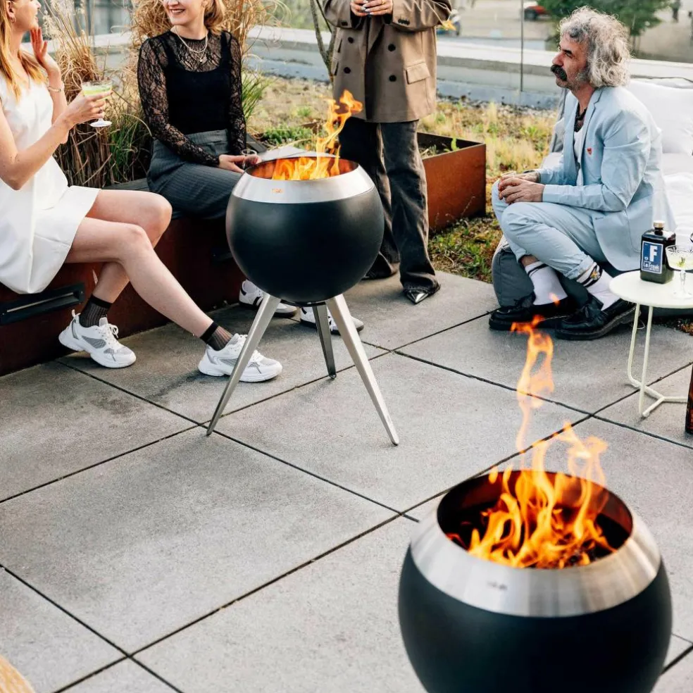 Moon 45 Feuerschale mit hohen Fuß