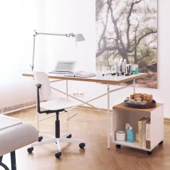 Mr. Square Drehstuhl mit Rollen