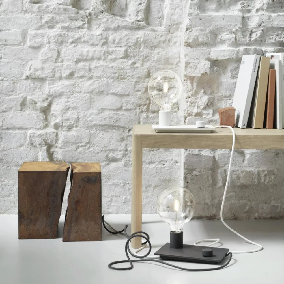 Muuto Control Tischleuchte