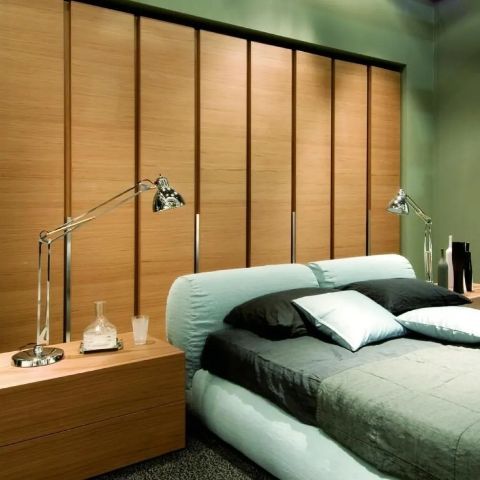 Naska Large Schreibtischleuchte mit Fuß