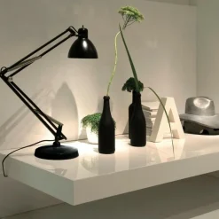 Naska Large Schreibtischleuchte mit Fuß