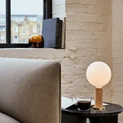 Oak Knuckle Tischleuchte + Sphere IV LED E27 8W Dim To Warm