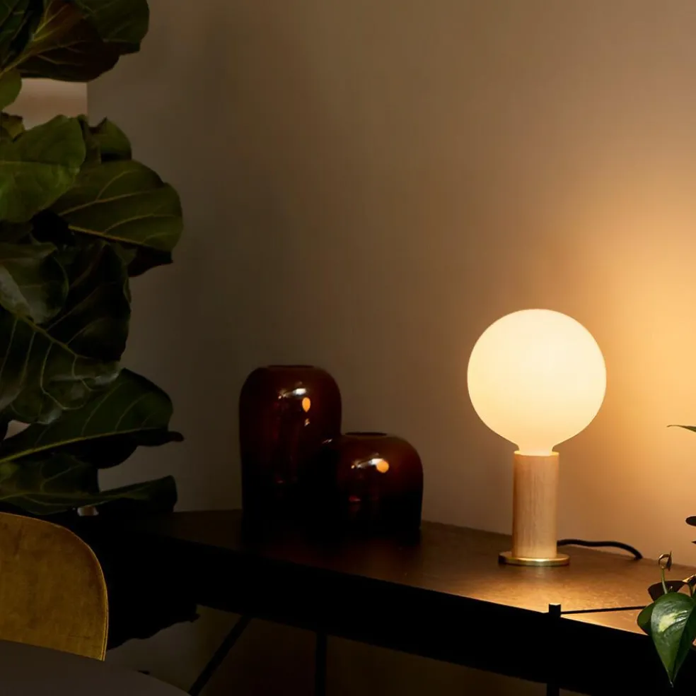 Oak Knuckle Tischleuchte + Sphere IV LED E27 8W Dim To Warm