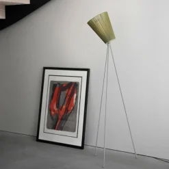 Oslo Wood Stehleuchte Gestell Hellgrau