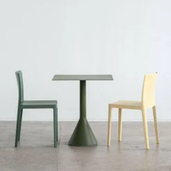 Palissade Cone Gartentisch 65x65cm