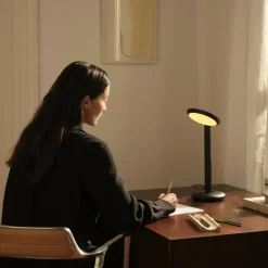 Parrot LED Tischleuchte