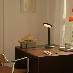 Parrot LED Tischleuchte