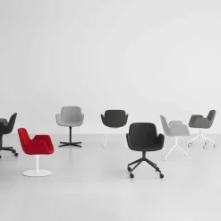 Pass S135 Armlehnstuhl mit Rollen 78-88cm