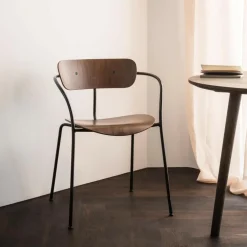 Pavilion AV2 Armlehnstuhl