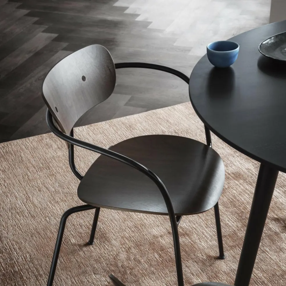 Pavilion AV2 Armlehnstuhl