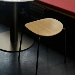 Pavilion AV36 Hocker H 46cm