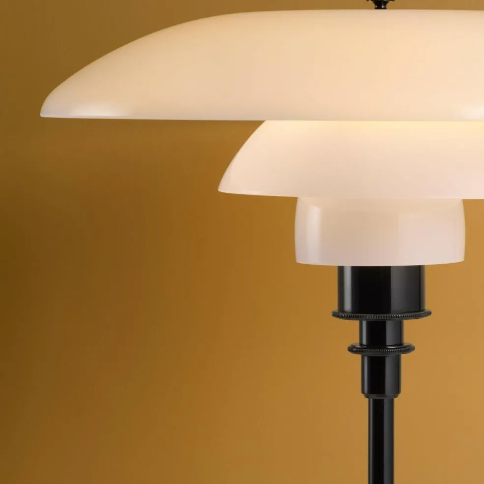 PH 3 1/2 - 2 1/2 Glas Tischleuchte