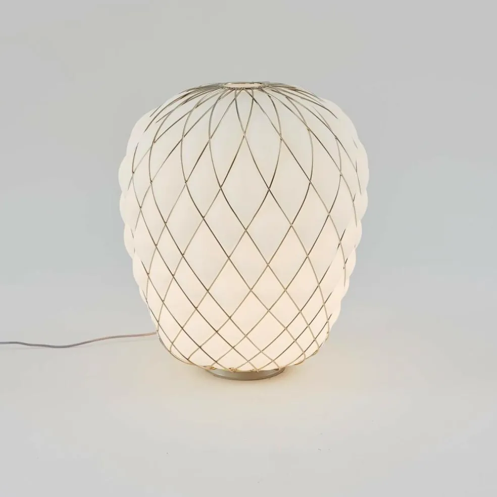 Pinecone Tischleuchte