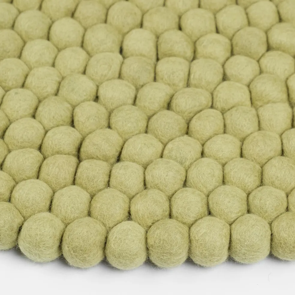 Pitt Filzkugelteppich