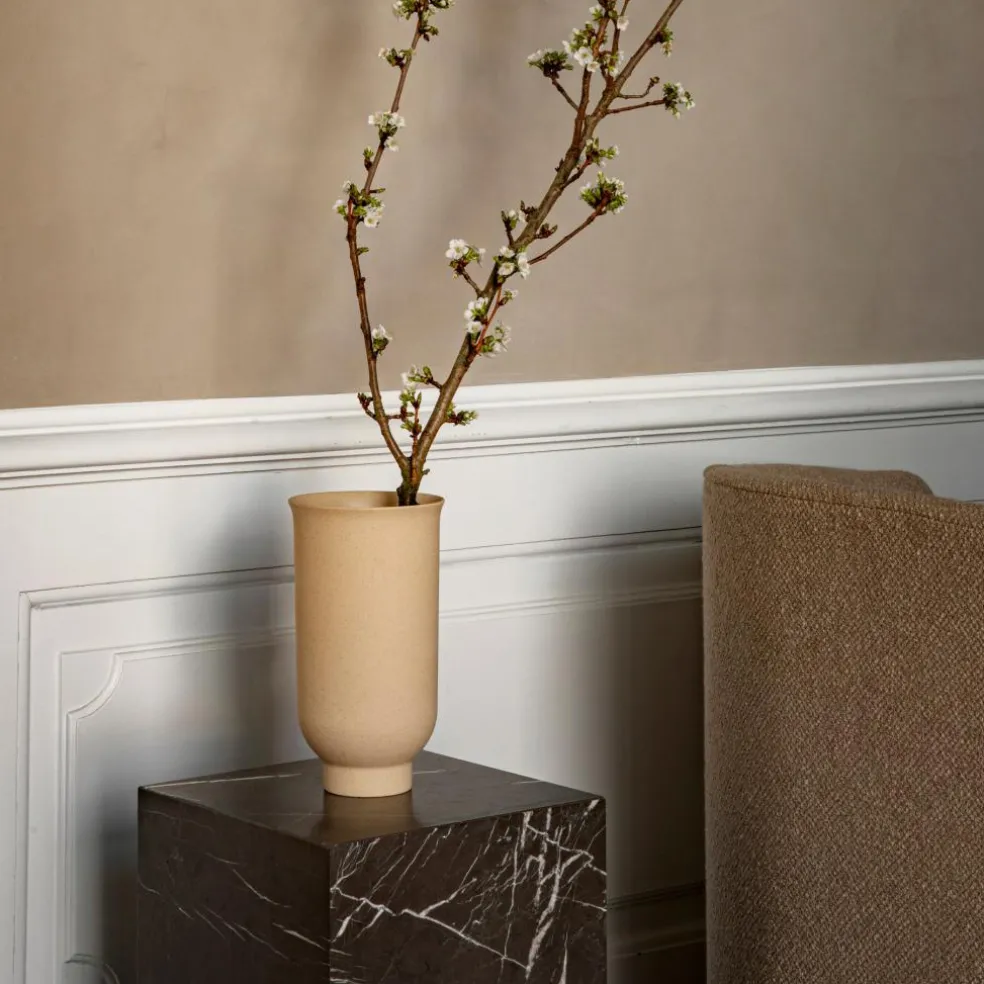 Plinth Cubic Beistelltisch