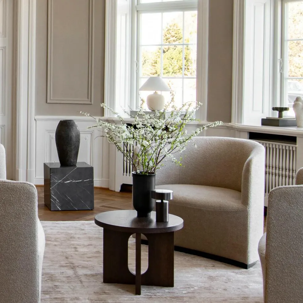 Plinth Cubic Beistelltisch