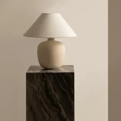 Plinth Tall Beistelltisch