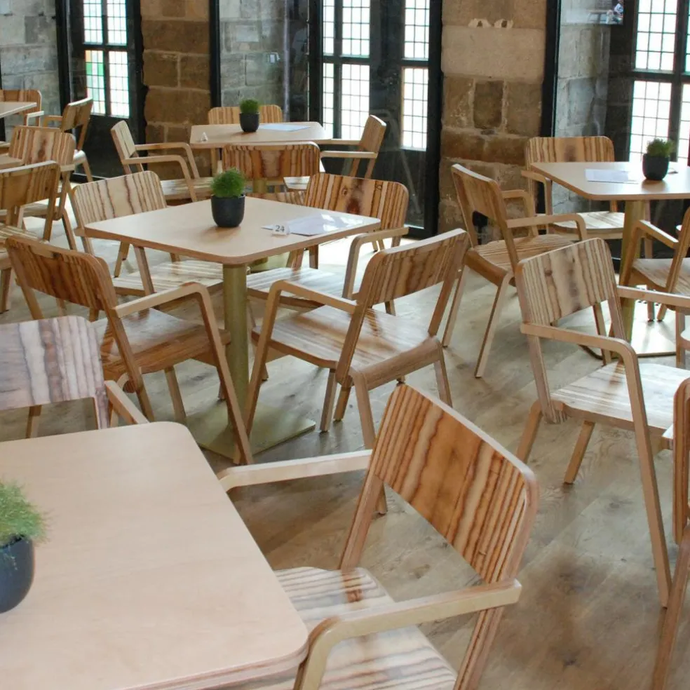 Prater Chair Armlehnstuhl