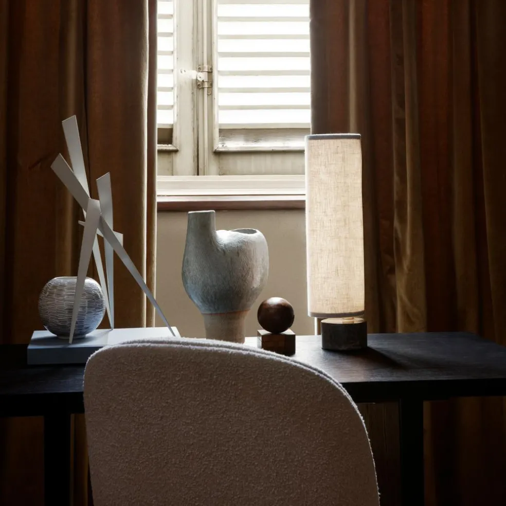 Private Schreibtisch