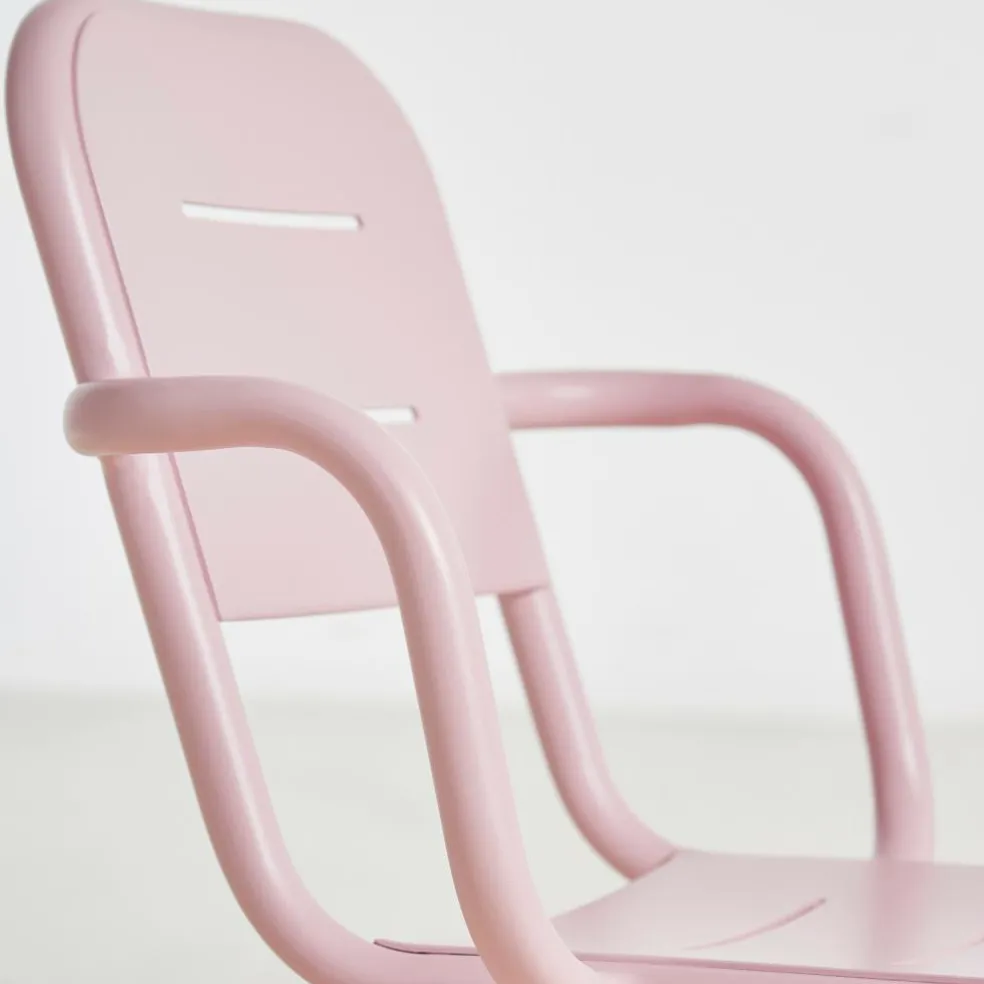 Ray Gartenarmlehnstuhl