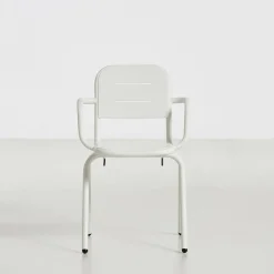 Ray Gartenarmlehnstuhl