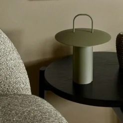 Ray LED Tischleuchte mit Akku