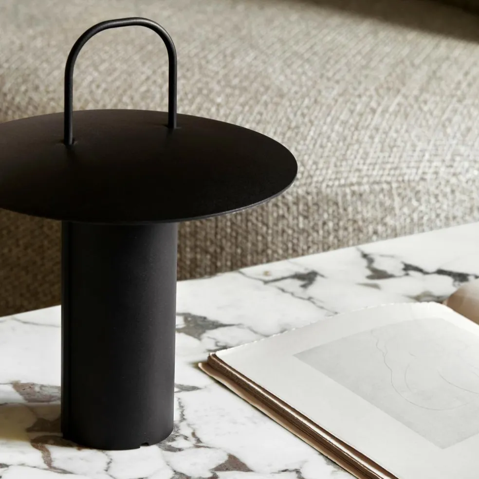 Ray LED Tischleuchte mit Akku