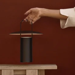 Ray LED Tischleuchte mit Akku