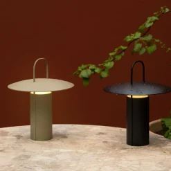 Ray LED Tischleuchte mit Akku