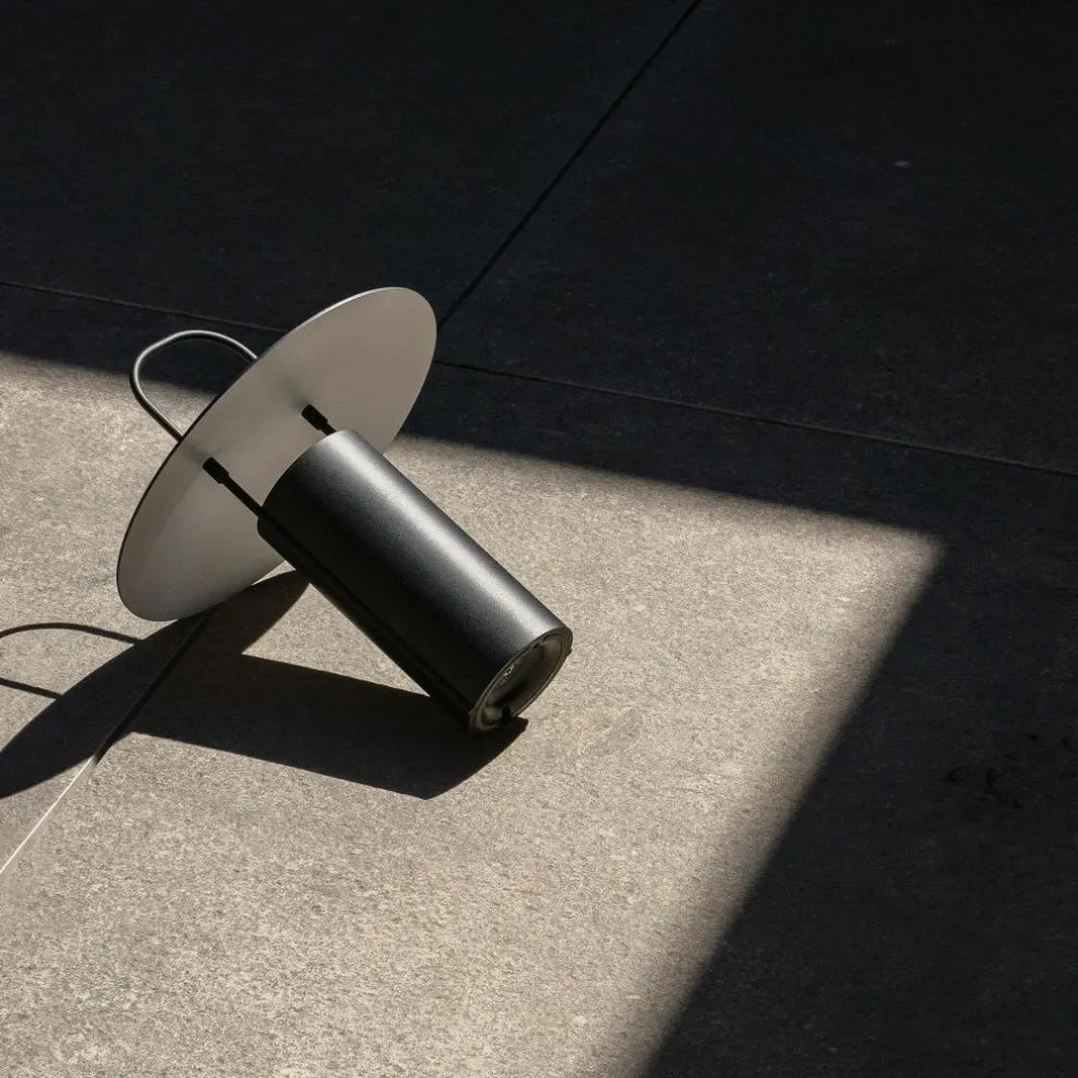 Ray LED Tischleuchte mit Akku