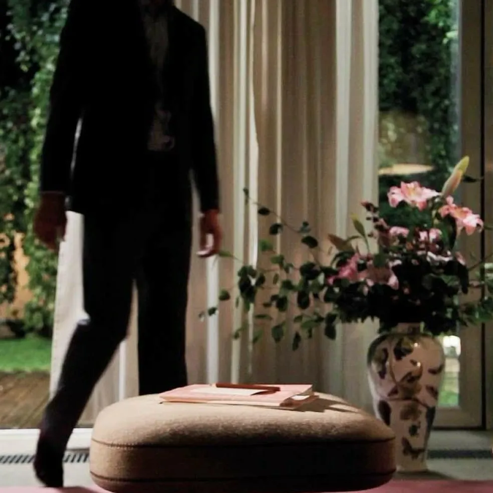 Repos Ottoman 62x62x40cm