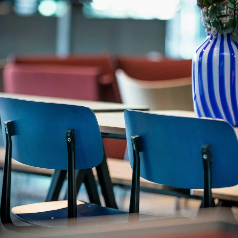 Result Stuhl Gestell schwarz