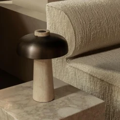 Reverse LED Tischleuchte