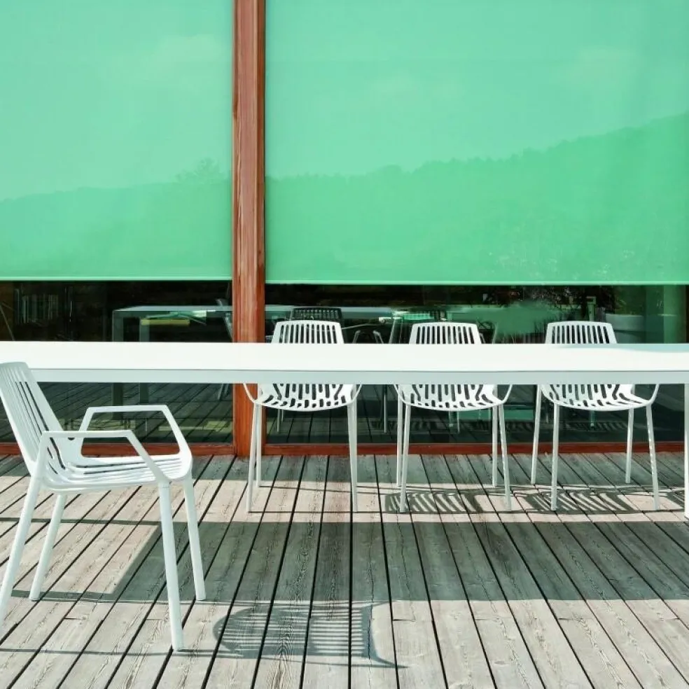 Rion Gartenarmlehnstuhl