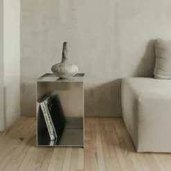 Rivet Beistelltisch 32,8x48x32,8cm