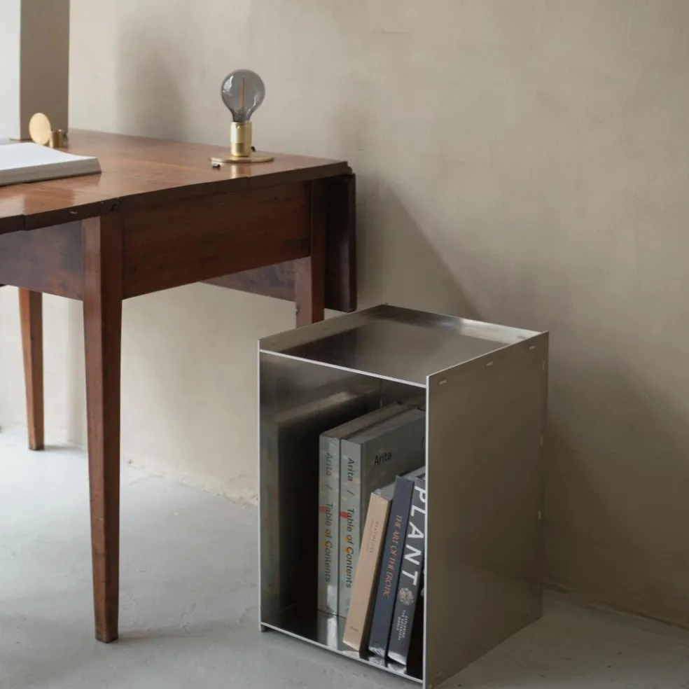 Rivet Beistelltisch 32,8x48x32,8cm