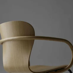 S 220 F Armlehnstuhl