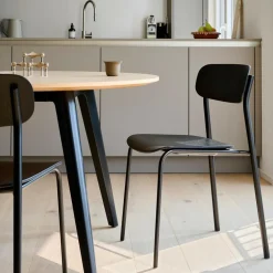 S 243 Stuhl Monochrom