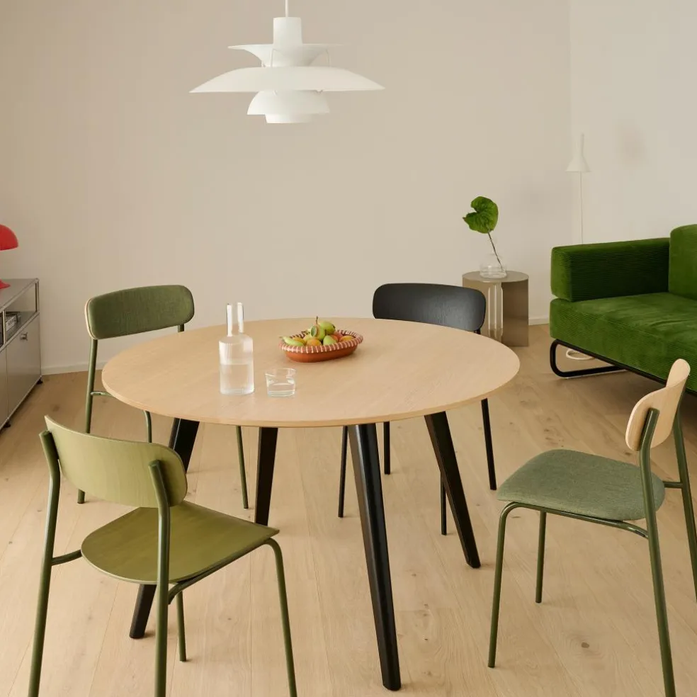 S 243 Stuhl Monochrom