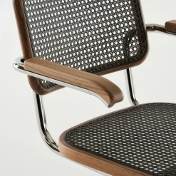 S 64 V Freischwinger Armlehnstuhl mit Rohrgeflecht Dark Melange Gestell verchromt