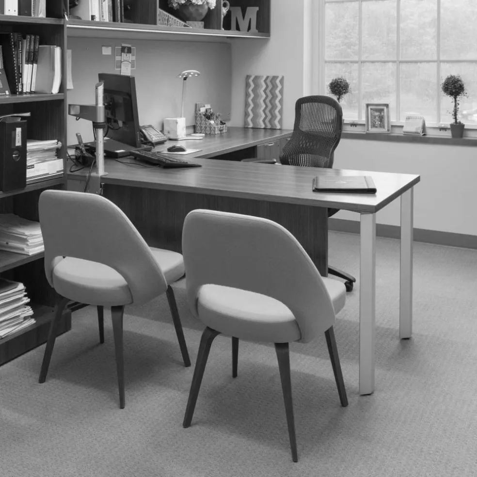 Saarinen Conference Stuhl Gestell walnuss