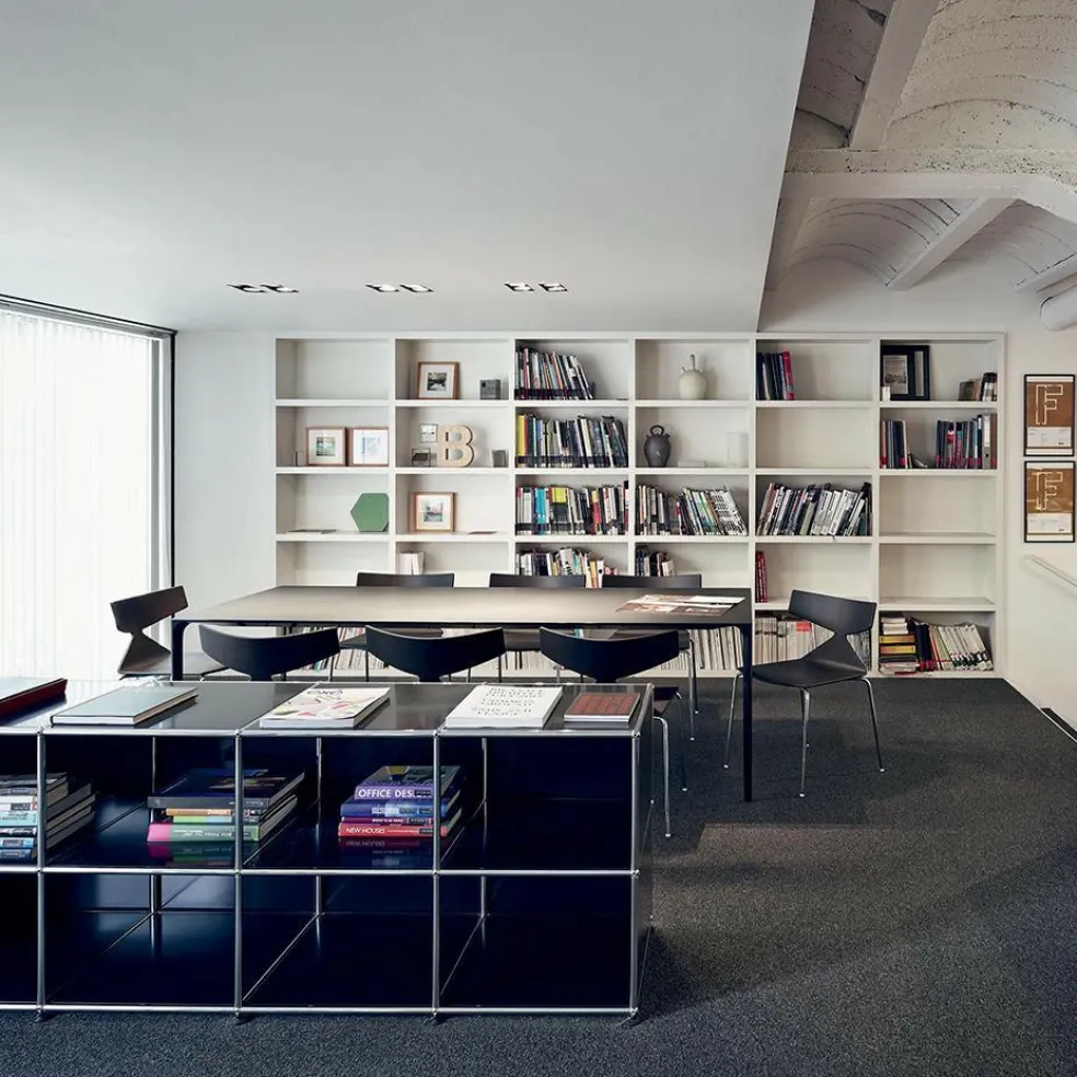 Saya Stuhl mit Kufengestell