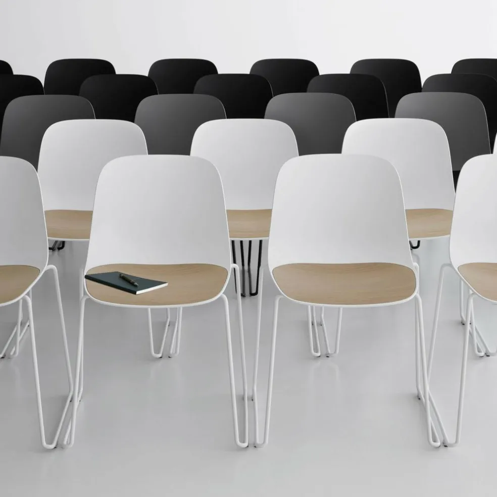 Seela S310 Stuhl Kufengestell Weiß