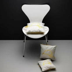 Serie 7™ Stuhl gefärbte Esche Gestell Verchromt 4er Set