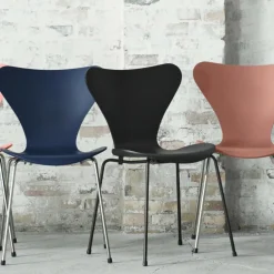 Serie 7™ Stuhl gefärbte Esche Monochrom 4er Set