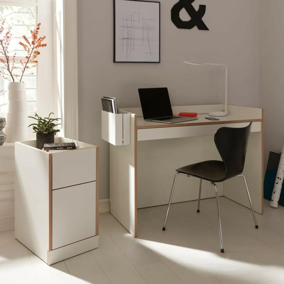 Serie 7™ Stuhl lackiert