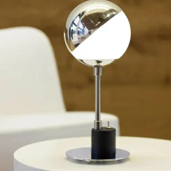 SF 28 Tischleuchte mit Halbkugel