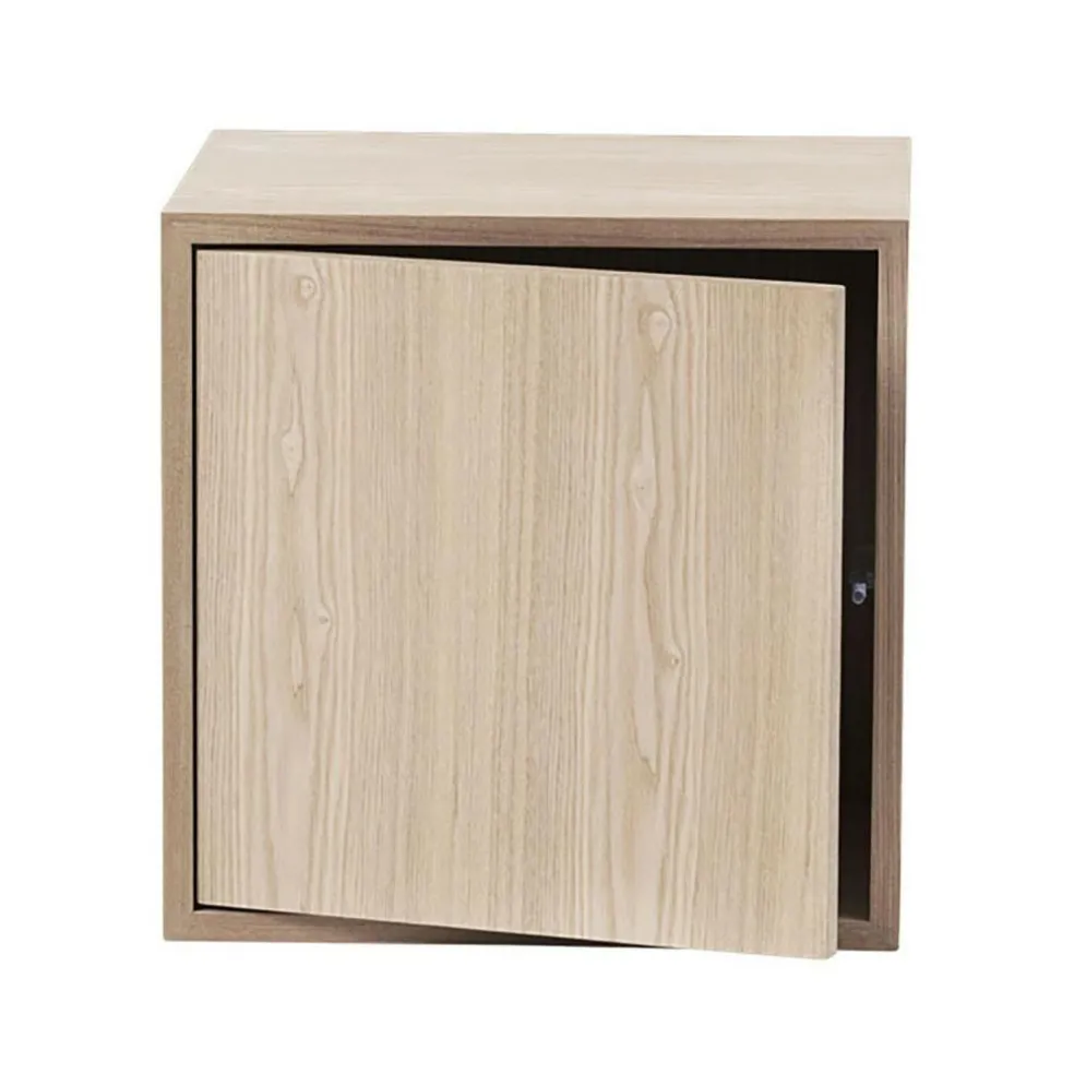 Stacked 2.0 Einzelmodul mit Tür M